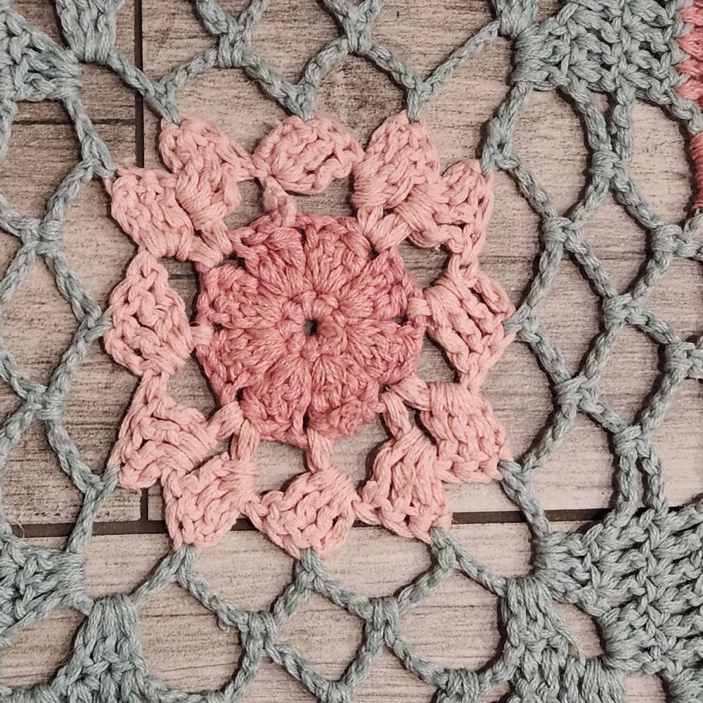 Vintage Imperial Elegance Crochet Afghan Throw Floral Granny Square Green Pink